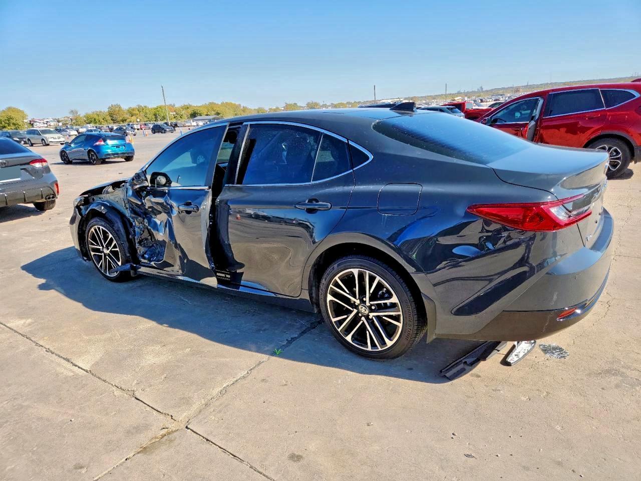 2025 Toyota Camry Xse - Фото 2