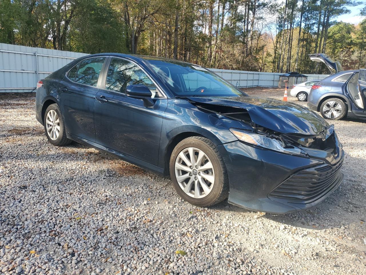 2018 Toyota Camry L - Фото 4