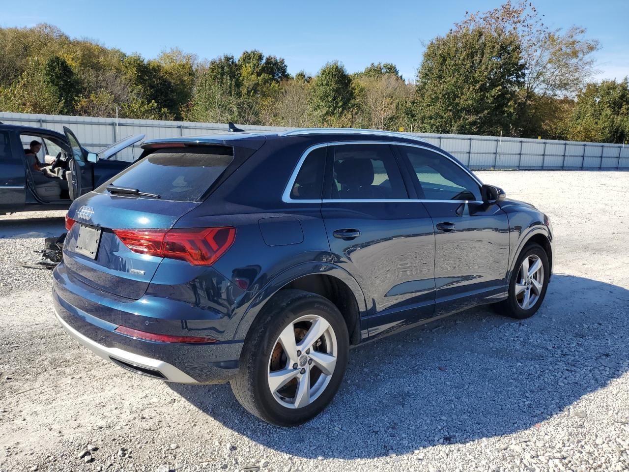 2020 Audi Q3 Premium - Image 3