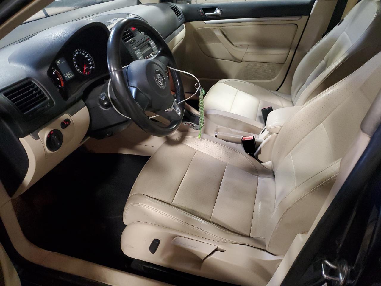 2010 Volkswagen Jetta Limited - Фото 7