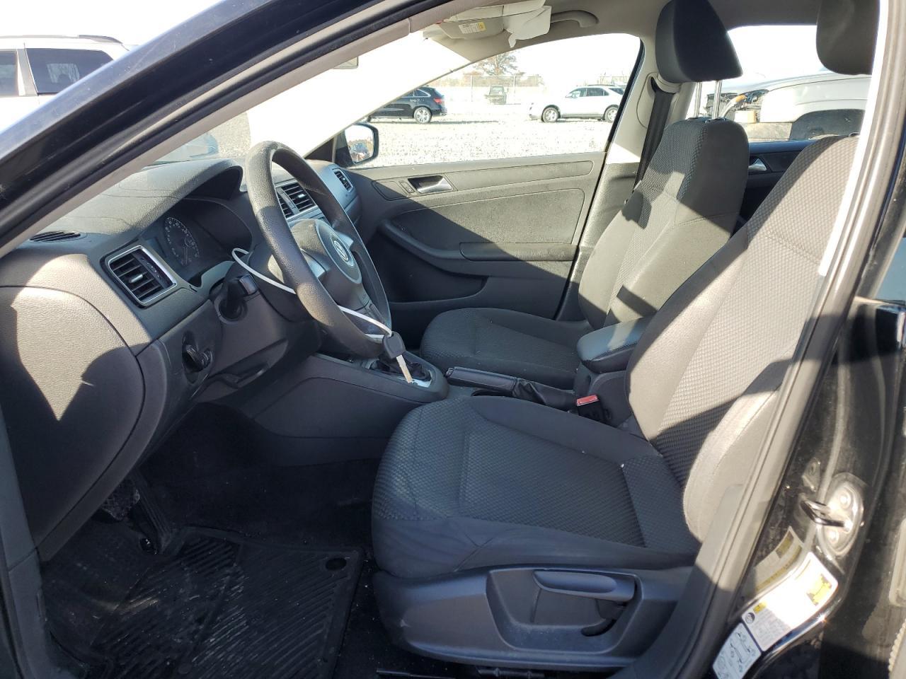 2013 Volkswagen Jetta Base - Image 7
