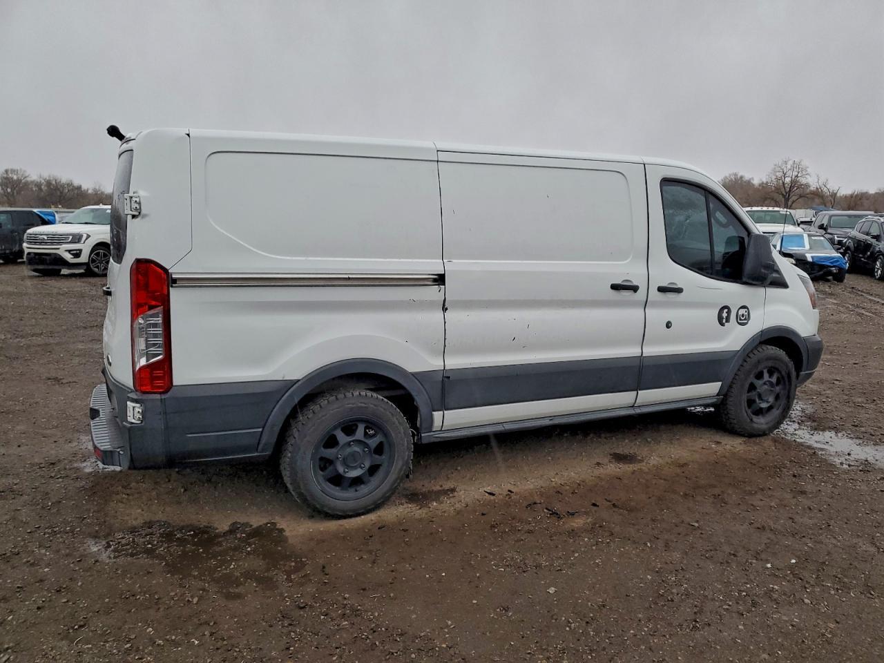 2018 Ford Transit T-150 Delivery Van - Фото 3