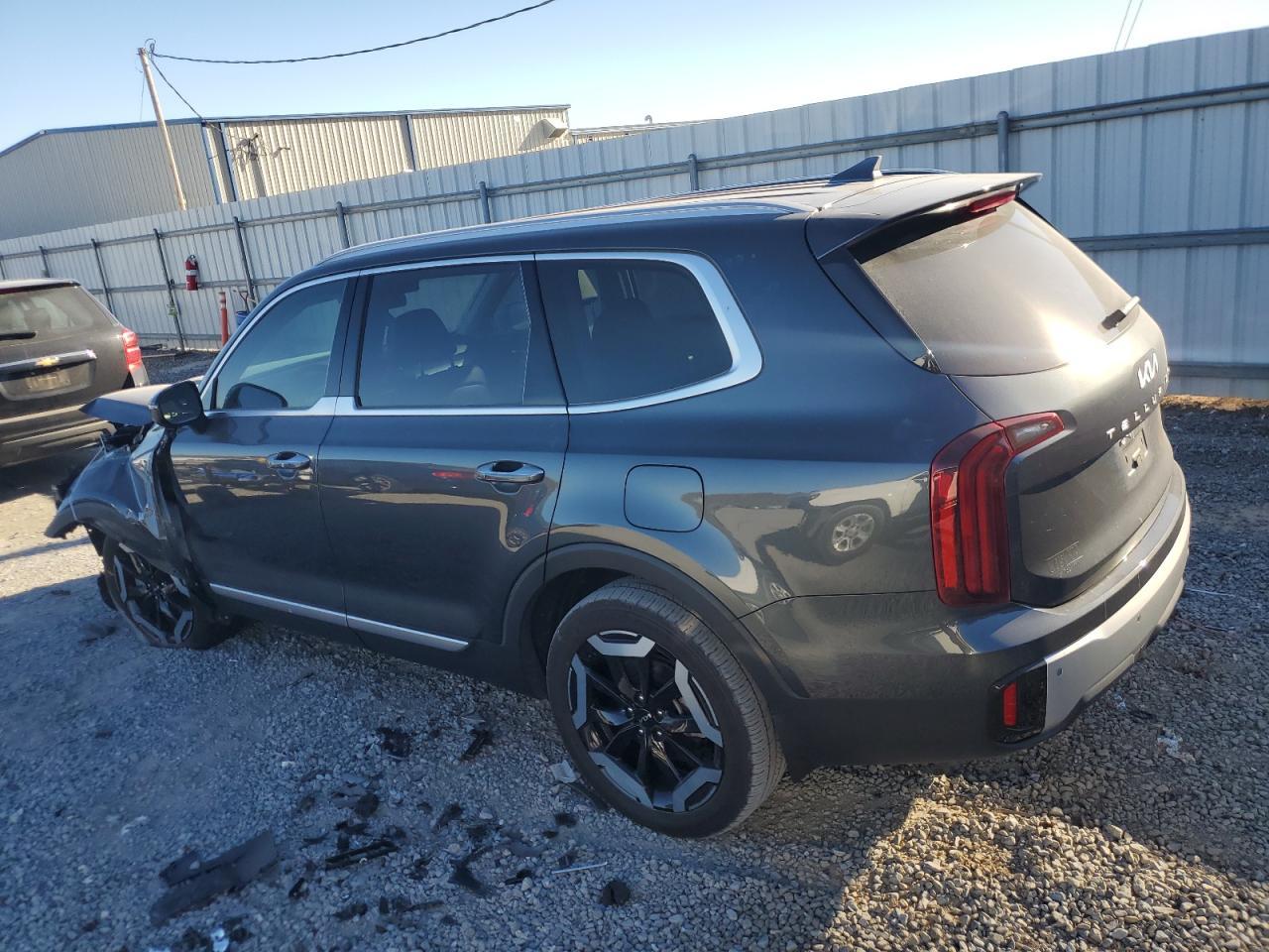 2024 Kia Telluride S - Image 2