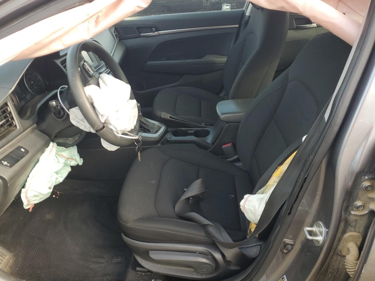 2019 Hyundai Elantra Se - Фото 7