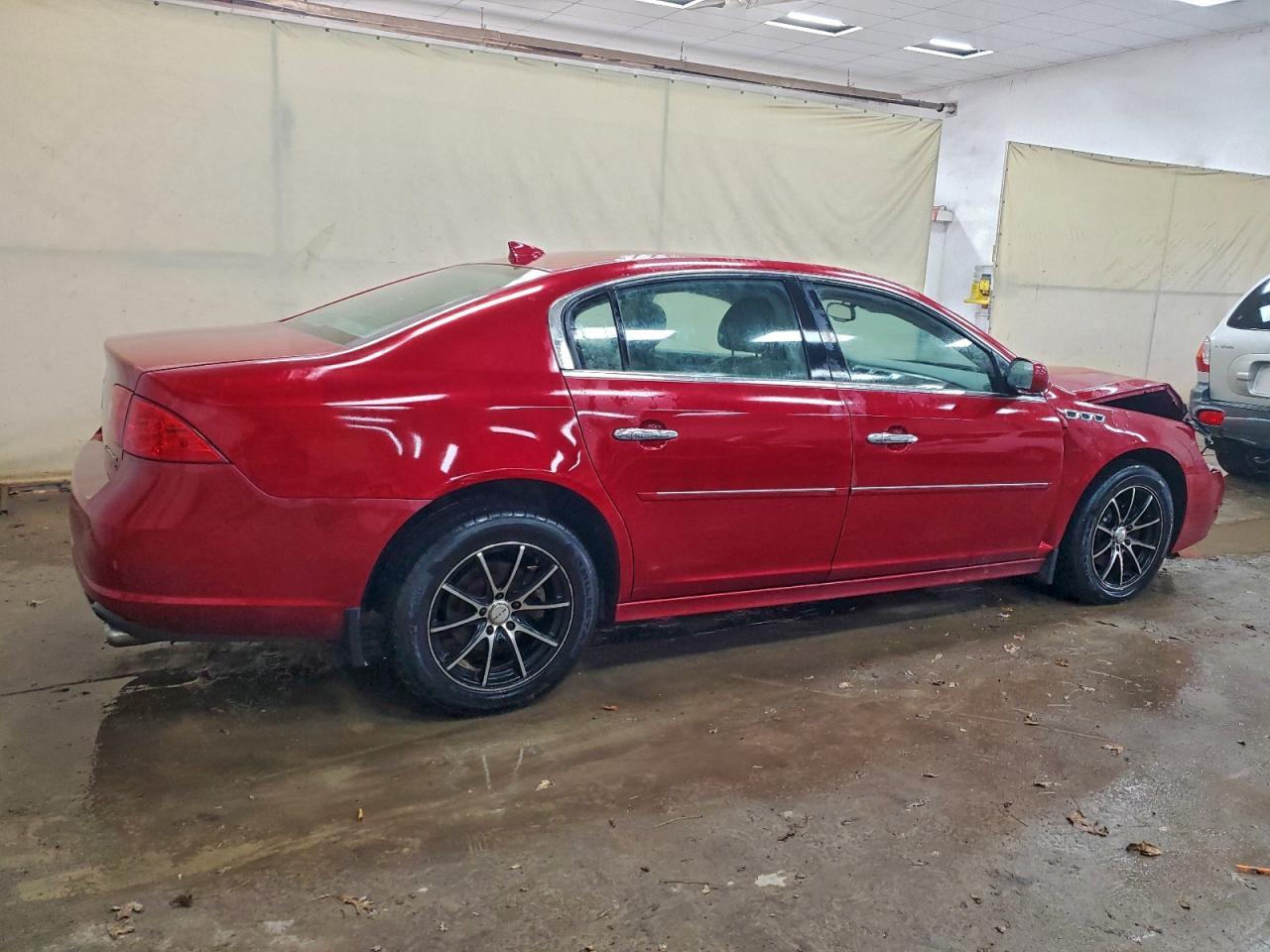 2011 Buick Lucerne Cxl - Image 3