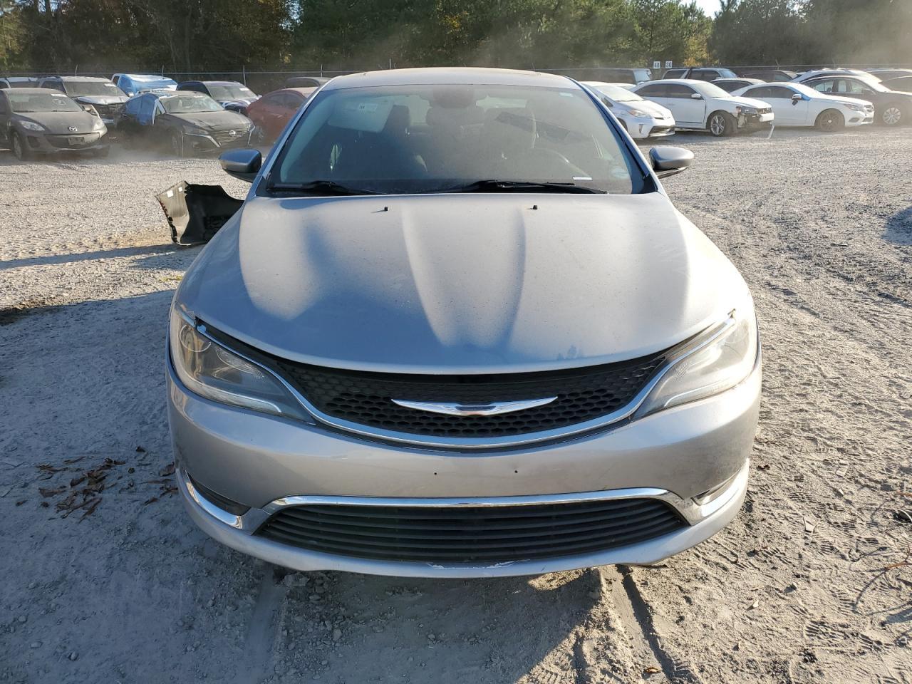 2015 Chrysler 200 Limited - Image 5