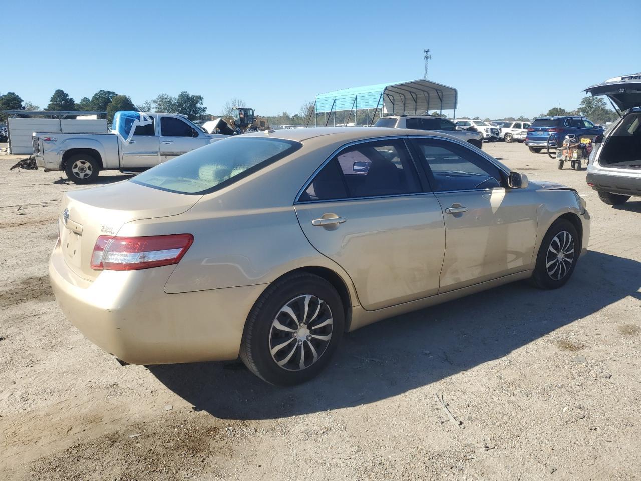 2011 Toyota Camry Base - Image 3