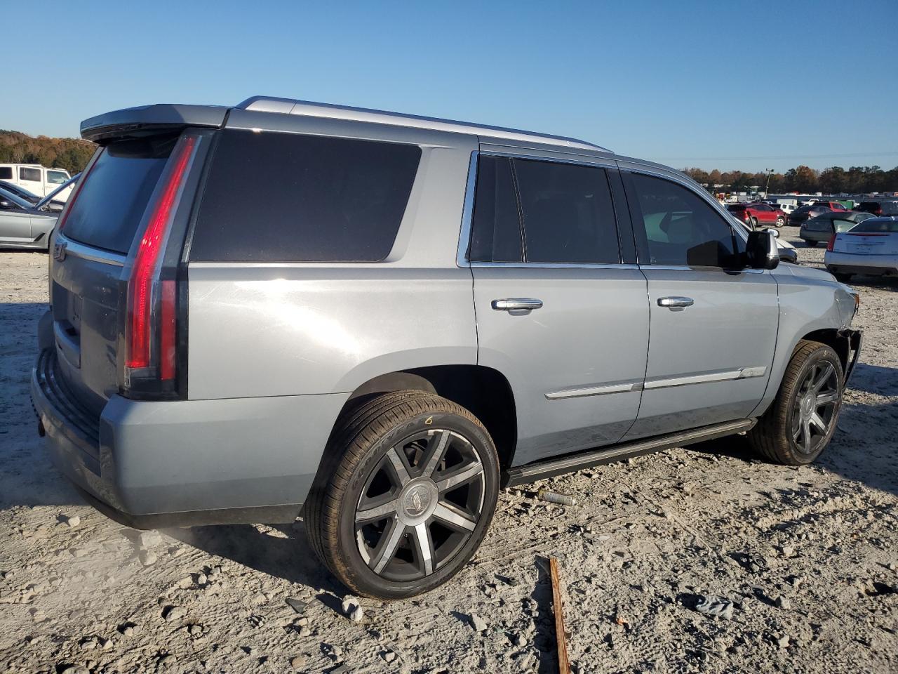 2016 Cadillac Escalade Premium - Фото 3