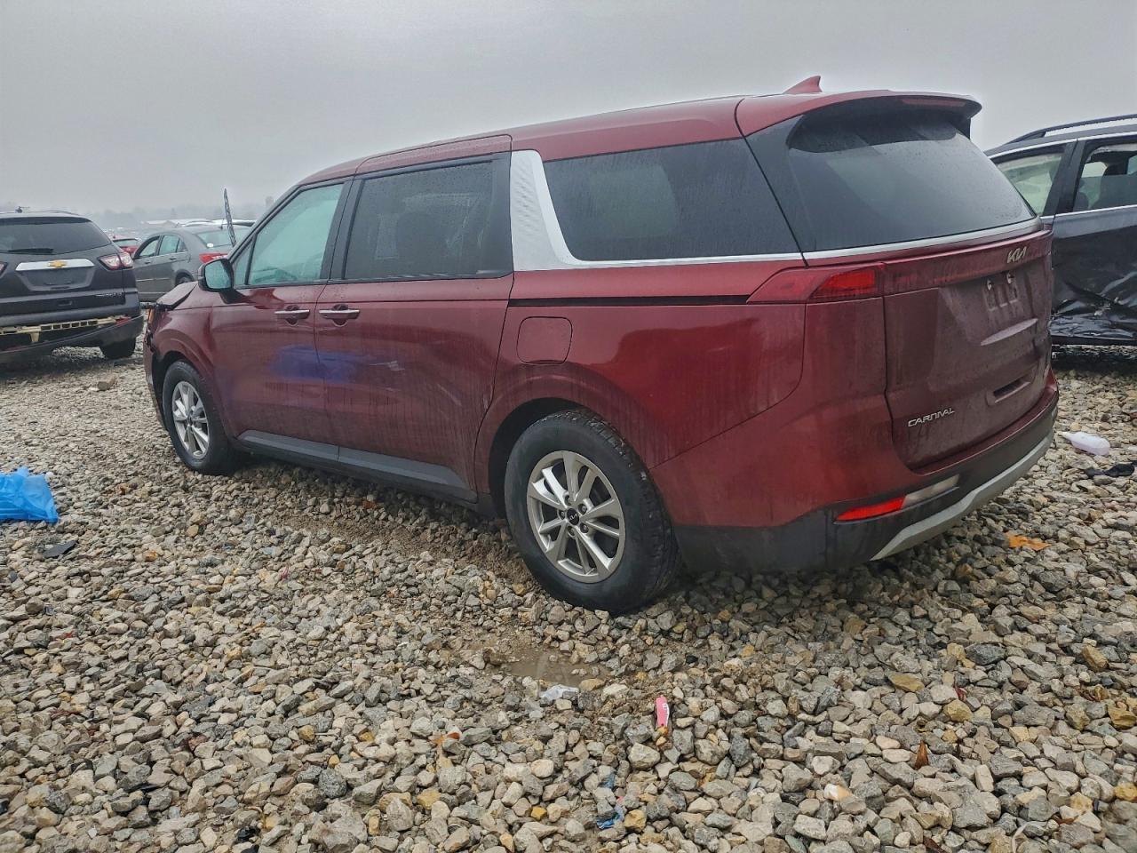 2023 Kia Carnival Lx - Фото 2