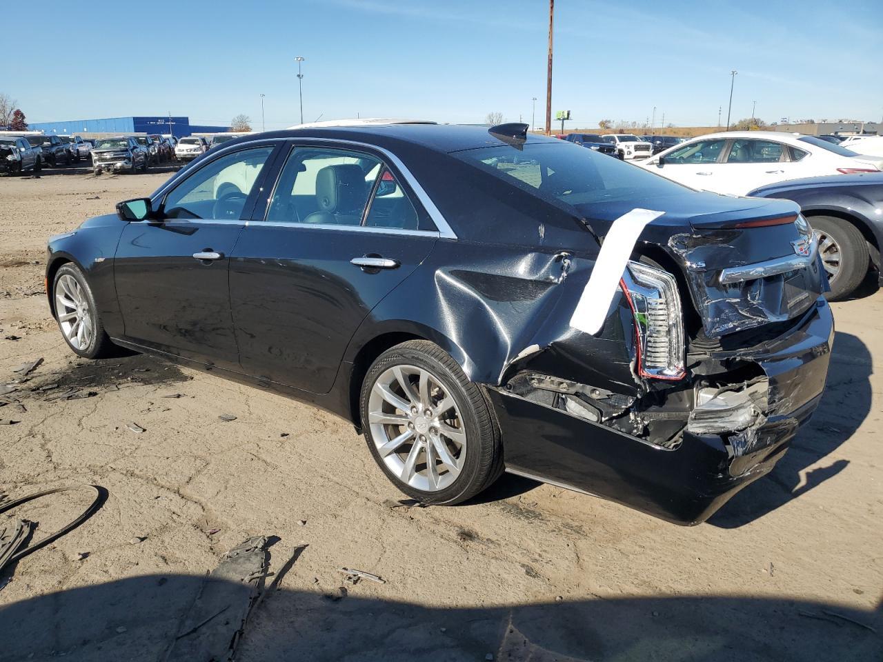 2018 Cadillac Cts Luxury - Image 2