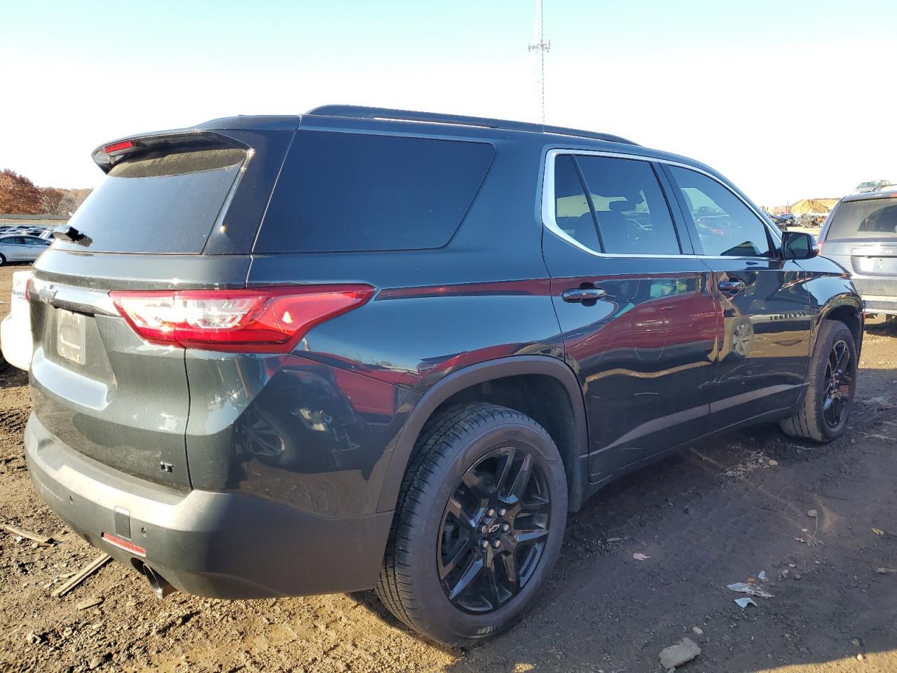 2019 Chevrolet Traverse Lt - Фото 3
