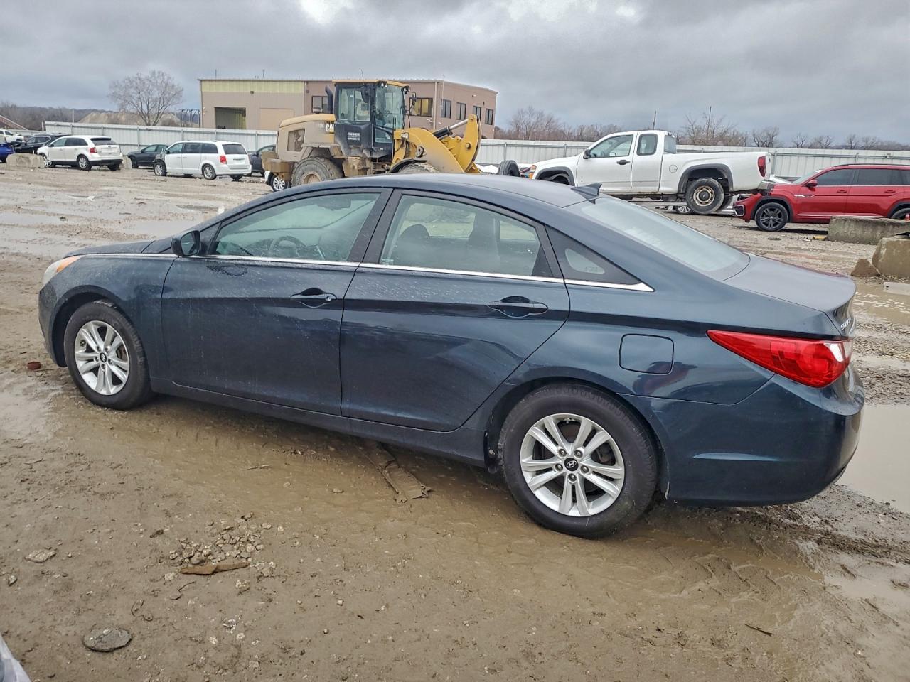 2013 Hyundai Sonata Gls - Фото 2
