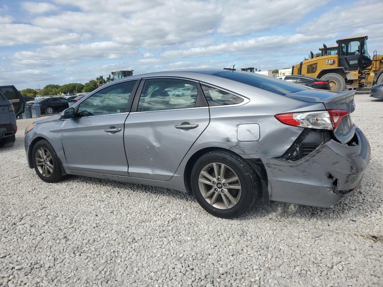 2016 Hyundai Sonata Se - Фото 2