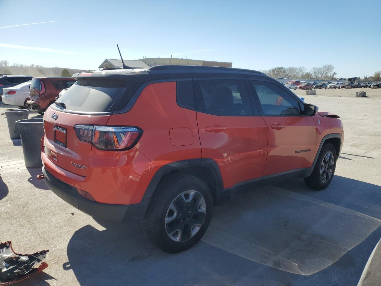 2018 Jeep Compass Trailhawk - Image 3