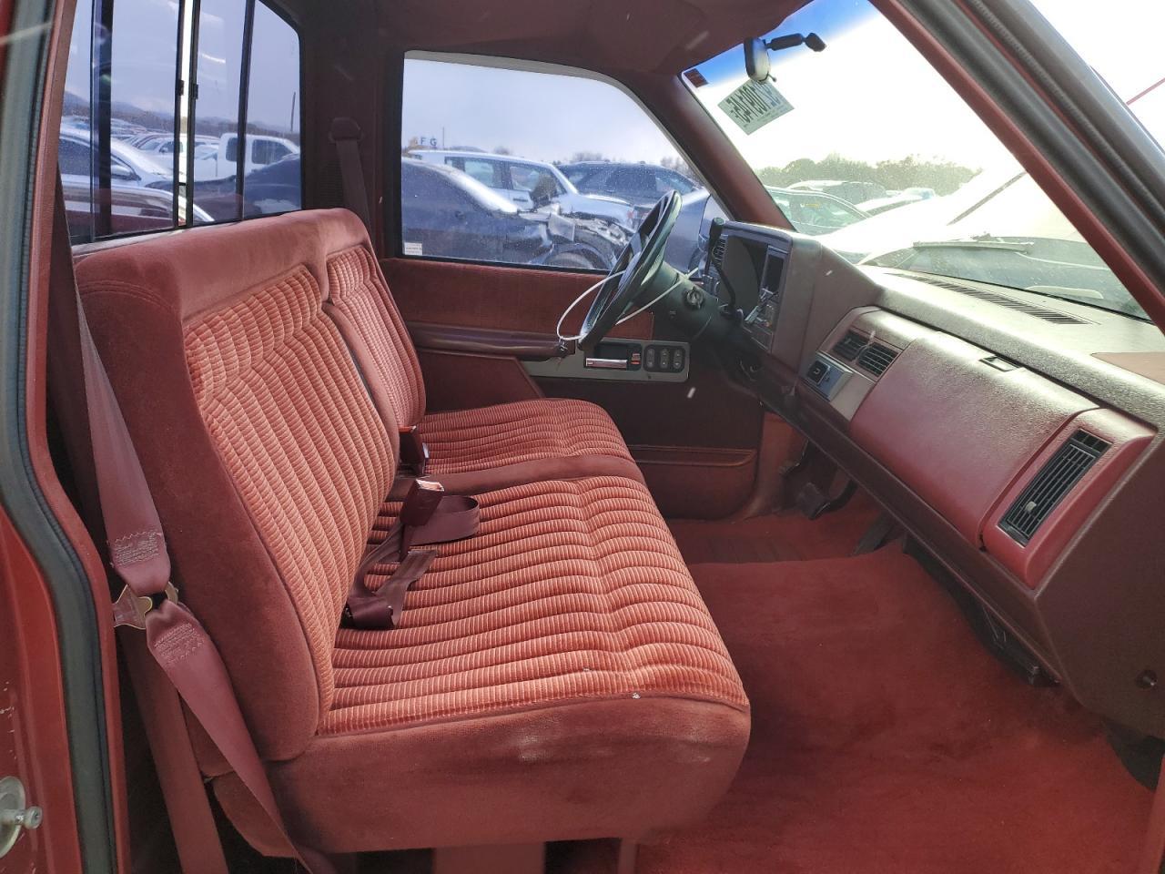 1990 Chevrolet Gmt-400 C1500 - Image 7
