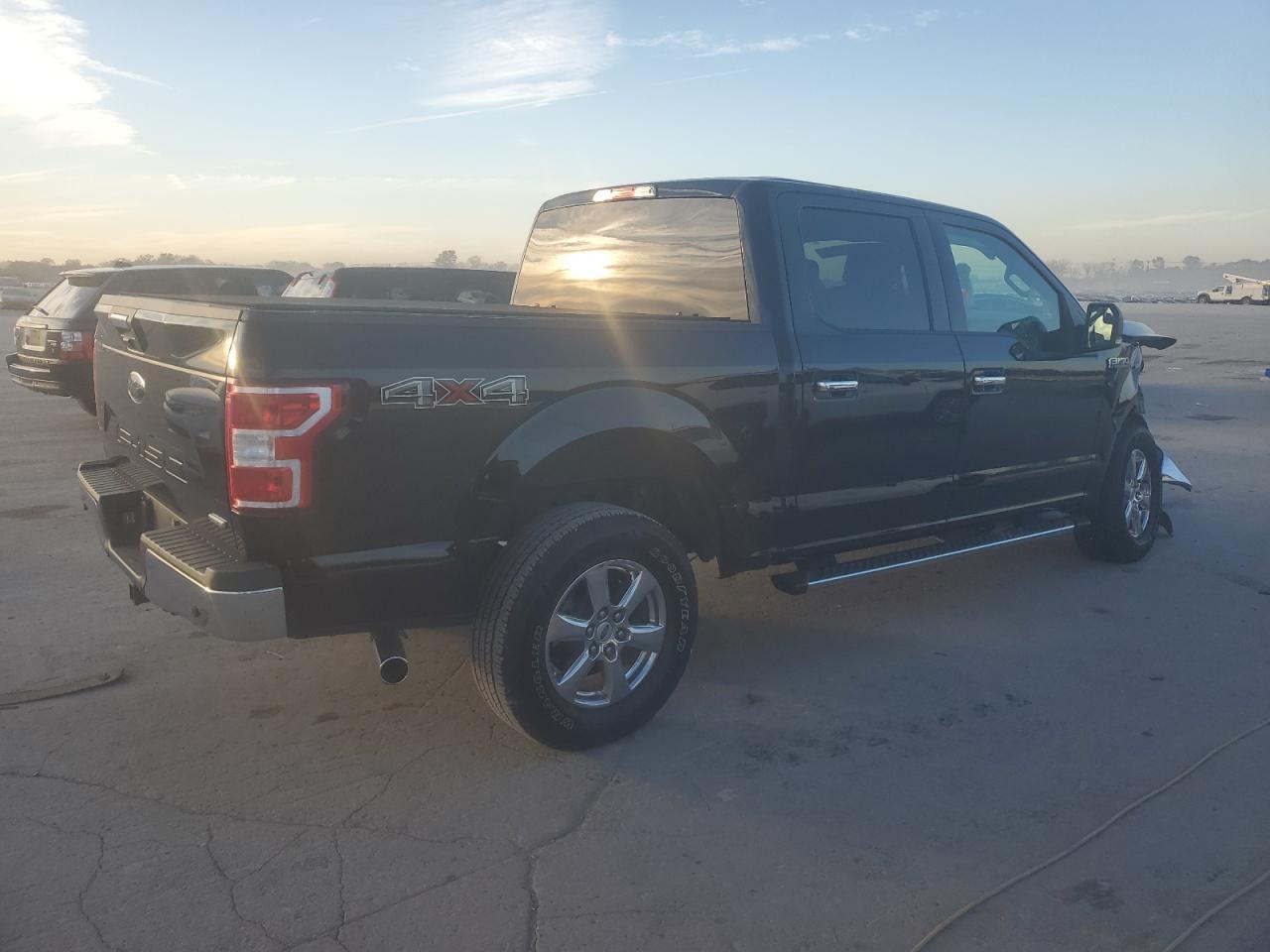 2018 Ford F150 Supercrew - Фото 3