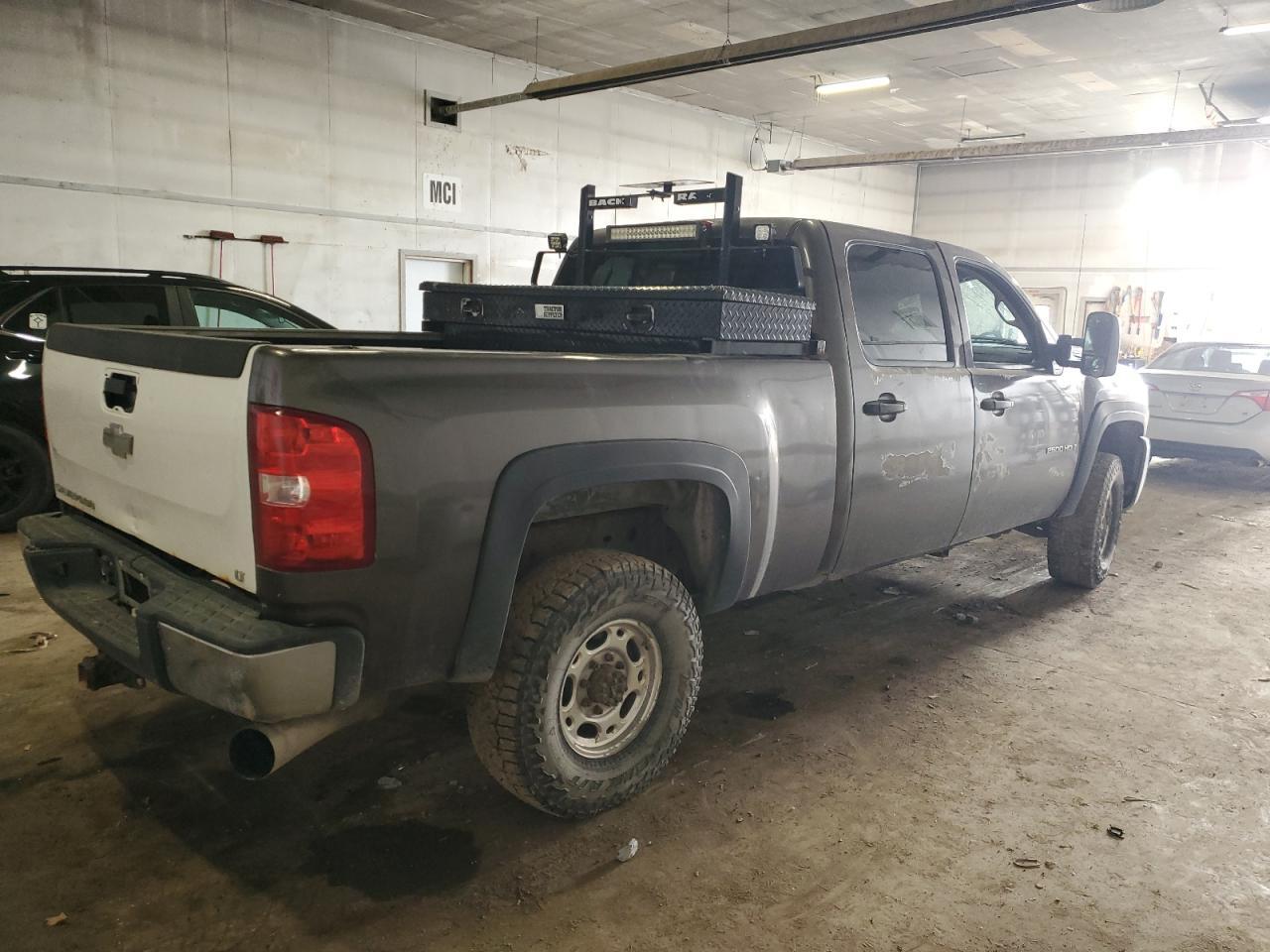 2008 Chevrolet Silverado K2500 Heavy Duty - Фото 3