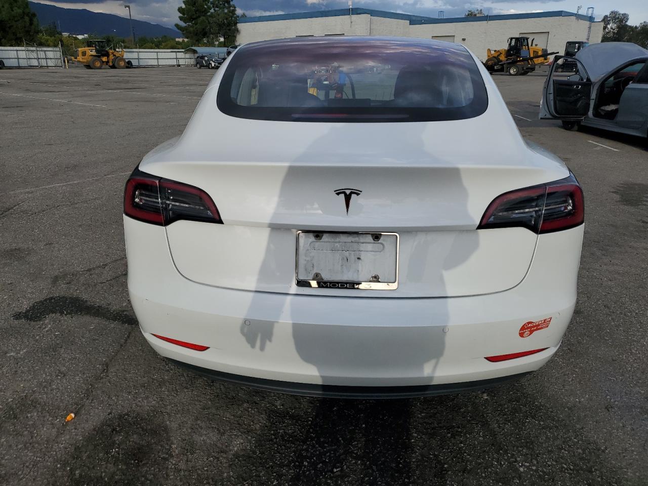 2018 Tesla Model 3 - Image 6