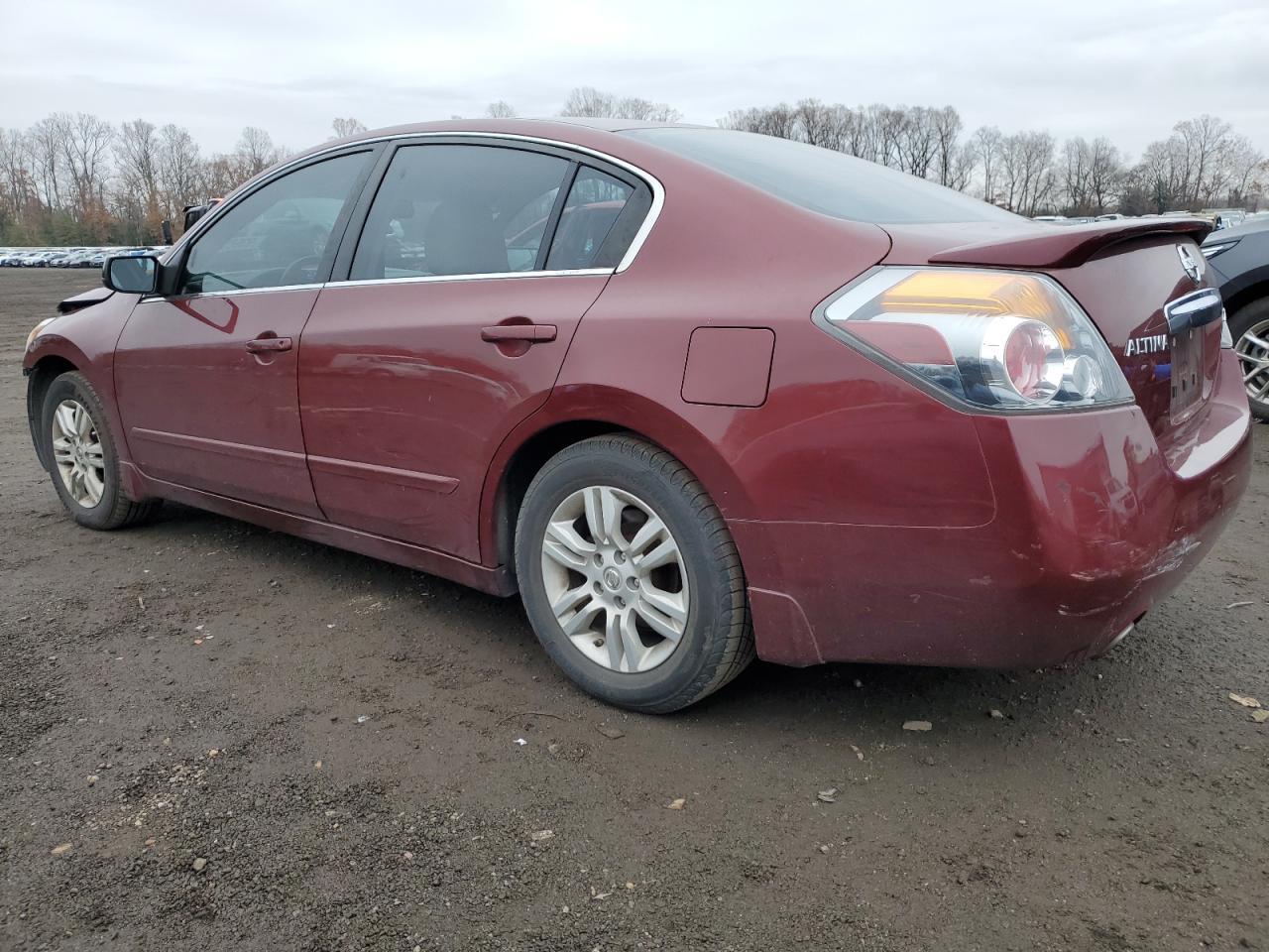2012 Nissan Altima Base - Фото 2