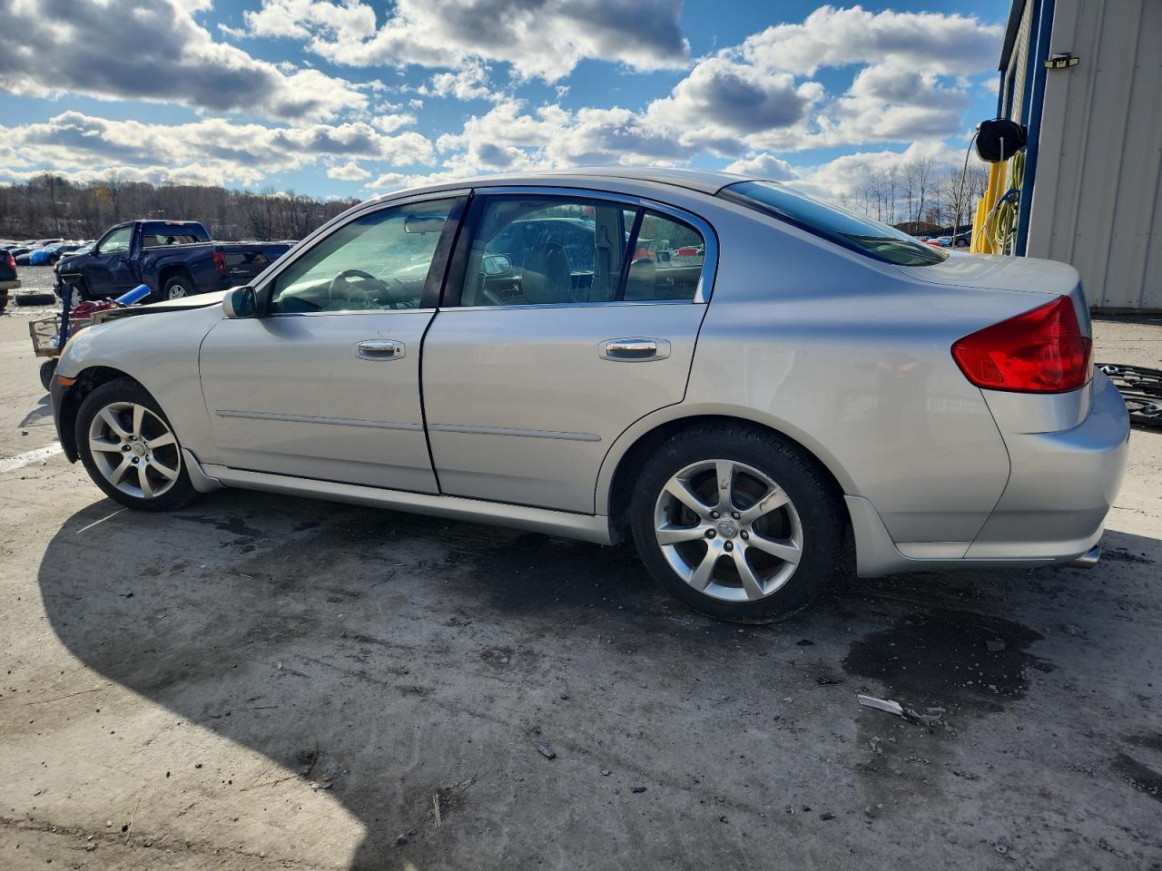 2006 Infiniti G35 - Image 2