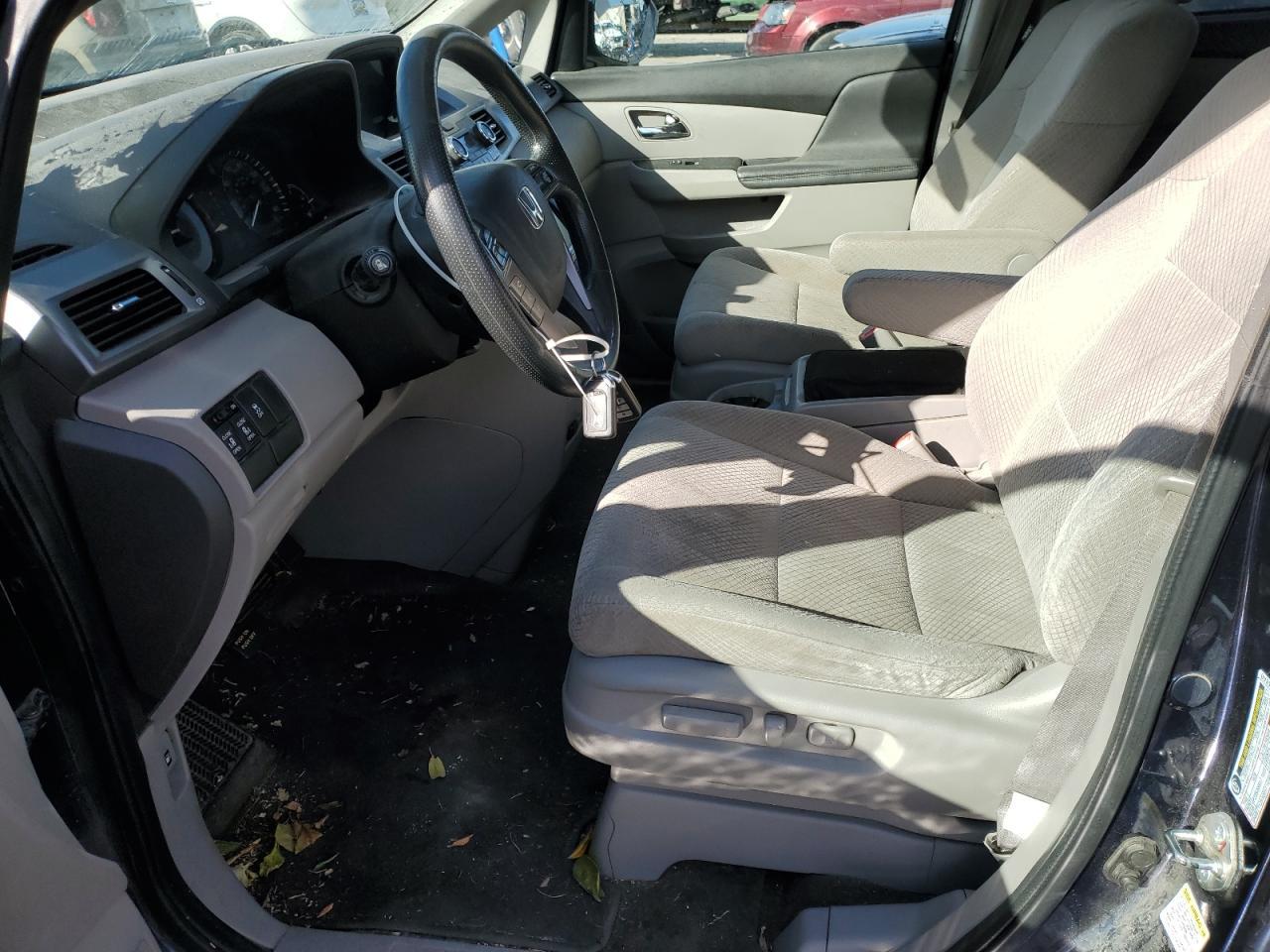 2014 Honda Odyssey Ex - Image 7