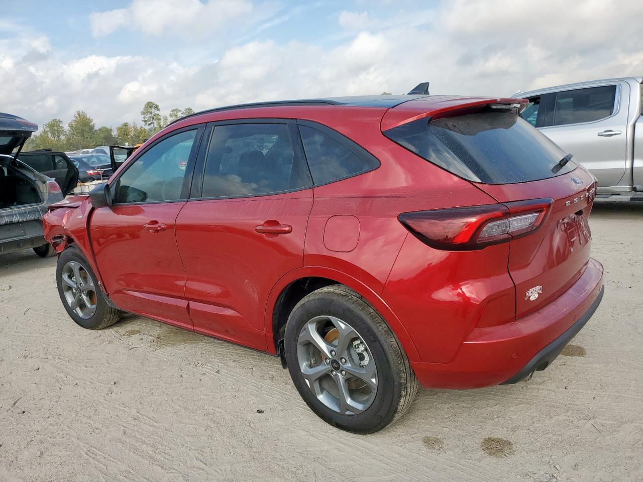 2024 Ford Escape St Line - Фото 2