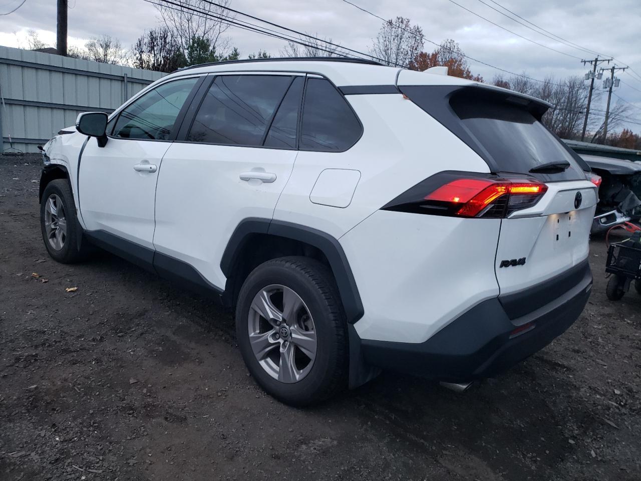 2023 Toyota Rav4 Xle - Фото 2