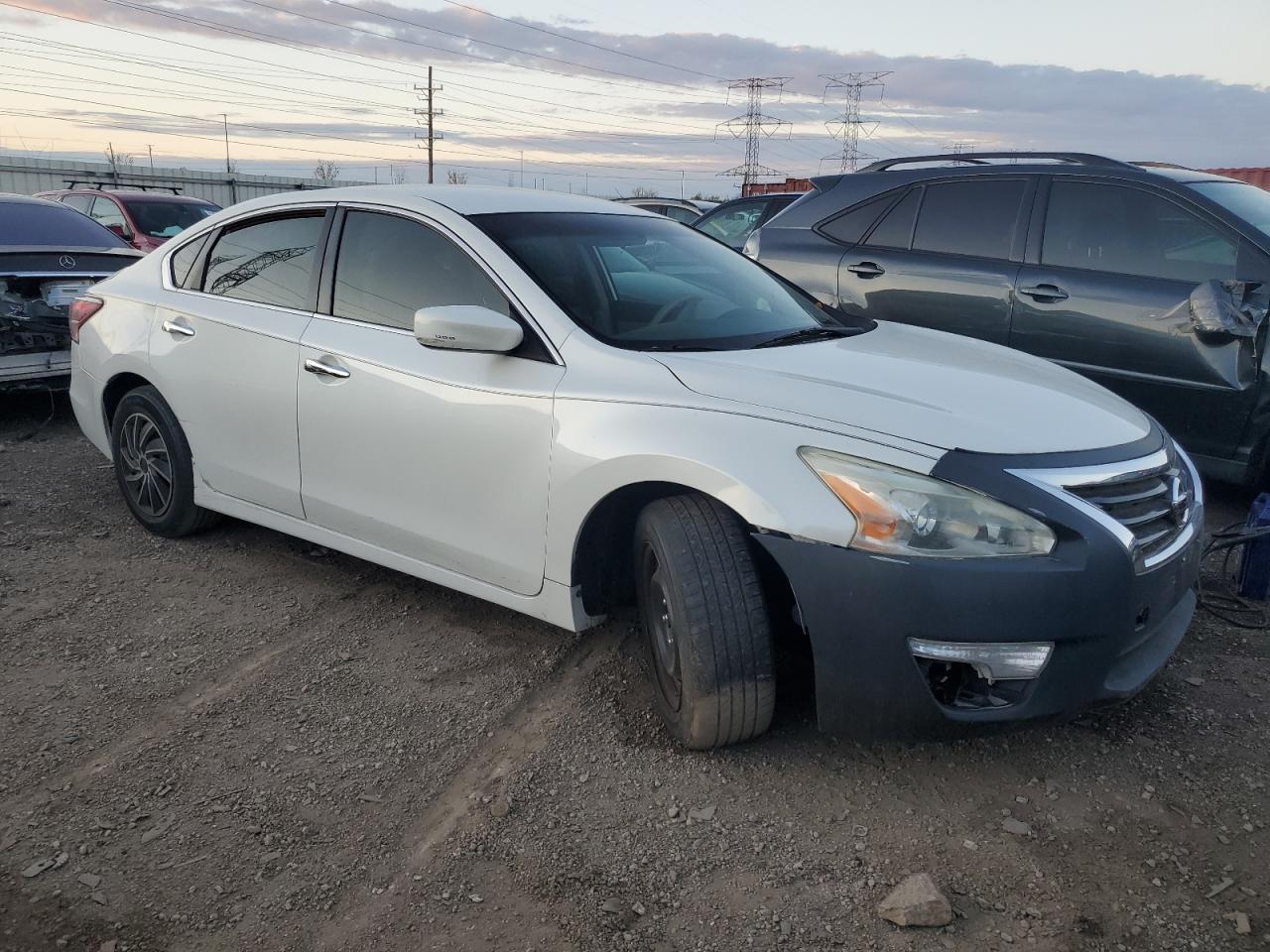 2014 Nissan Altima 2.5 - Image 4