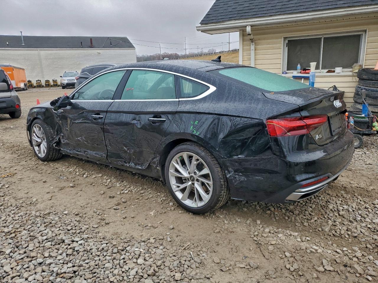 2021 Audi A5 Premium Plus 40 - Фото 2