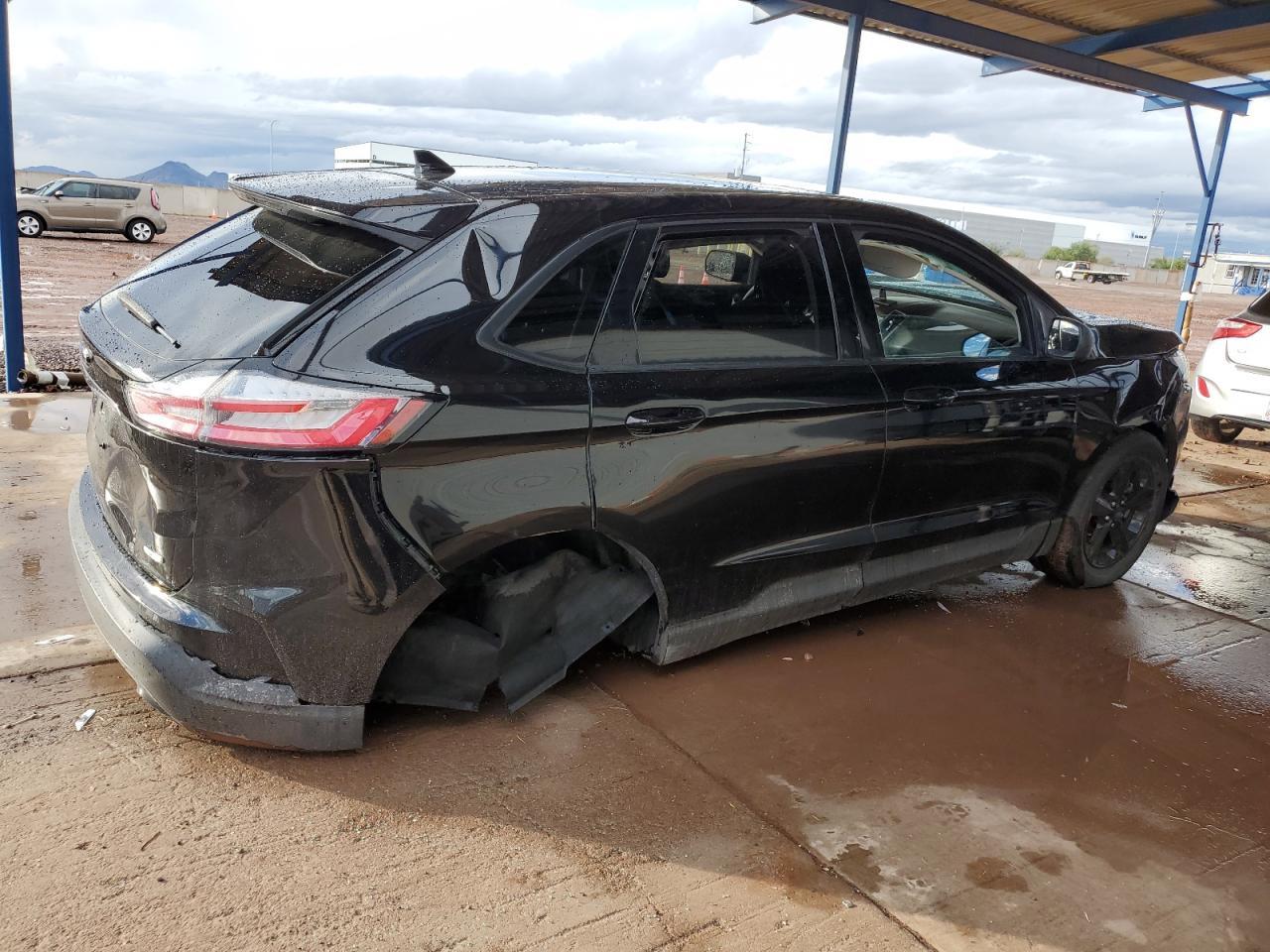 2019 Ford Edge Se - Фото 3