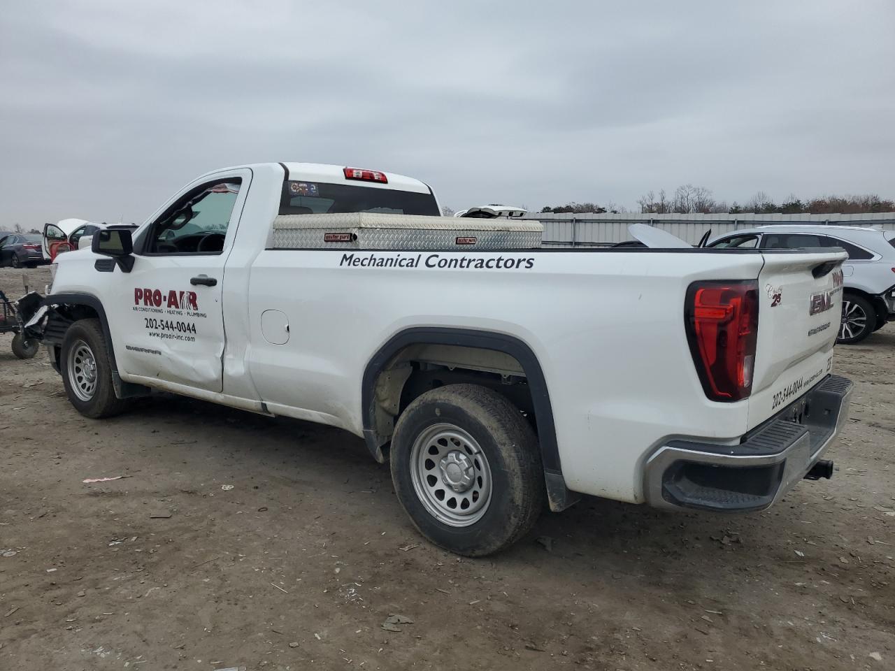 2023 GMC Sierra C1500 - Фото 2