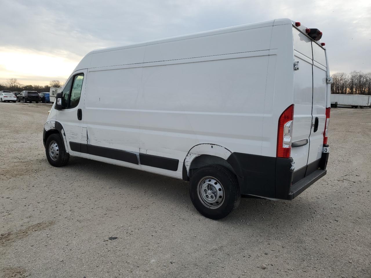 2023 Ram Promaster 2500 Delivery Van - Фото 2