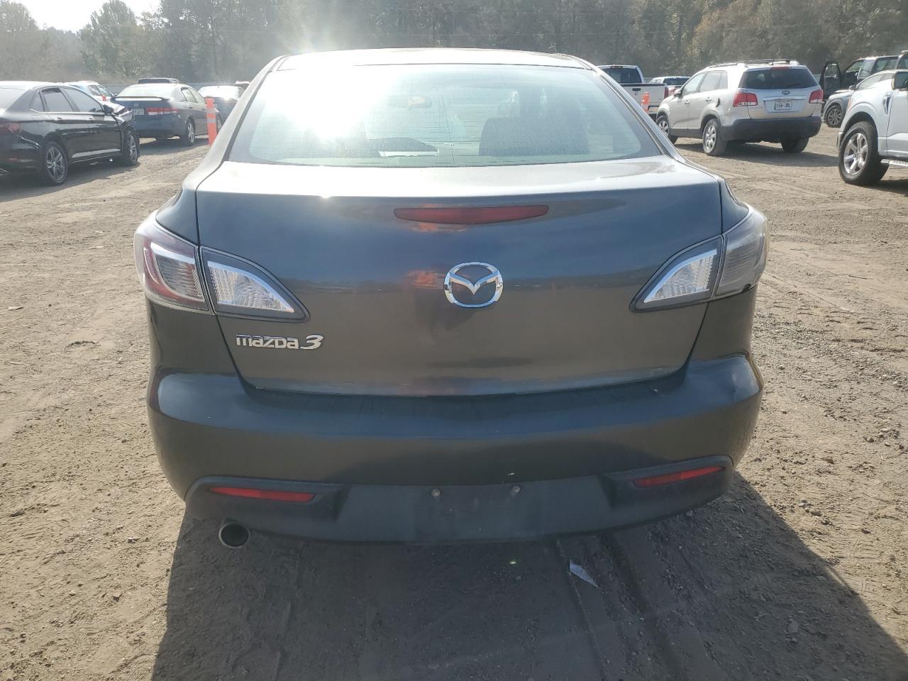 2011 Mazda 3 - Фото 6