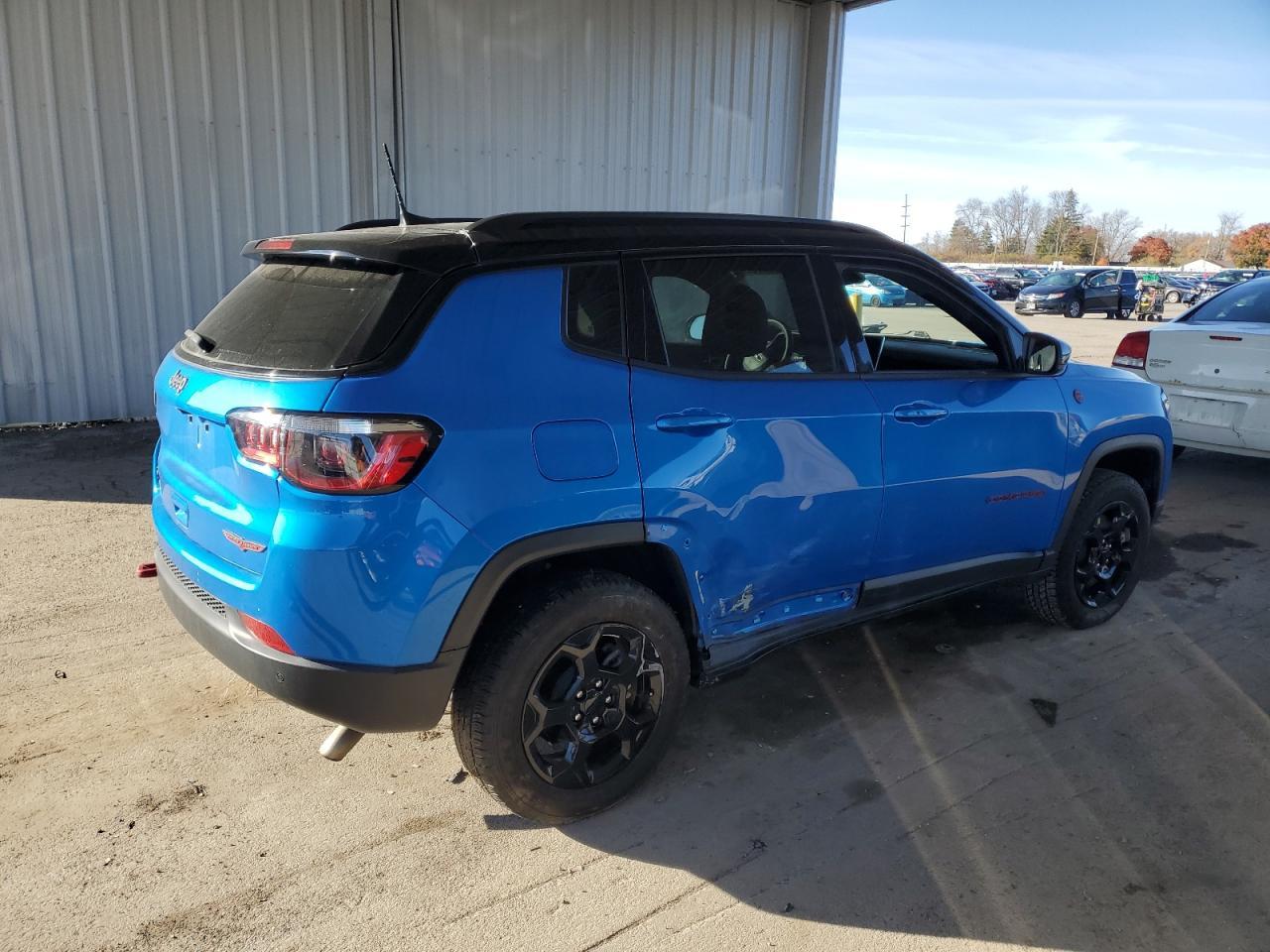 2023 Jeep Compass Trailhawk - Фото 3