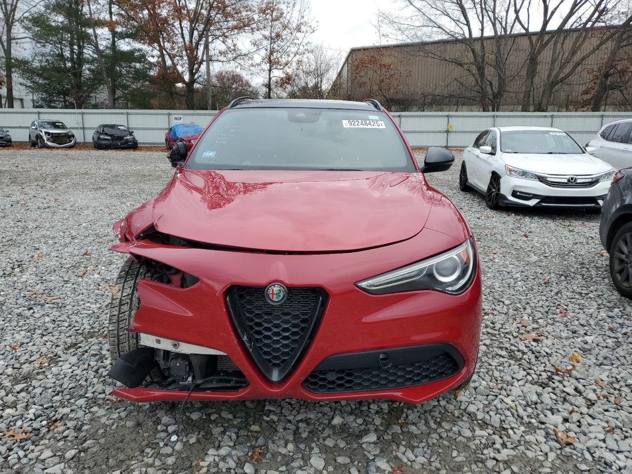 2019 Alfa Romeo Stelvio Ti - Фото 5