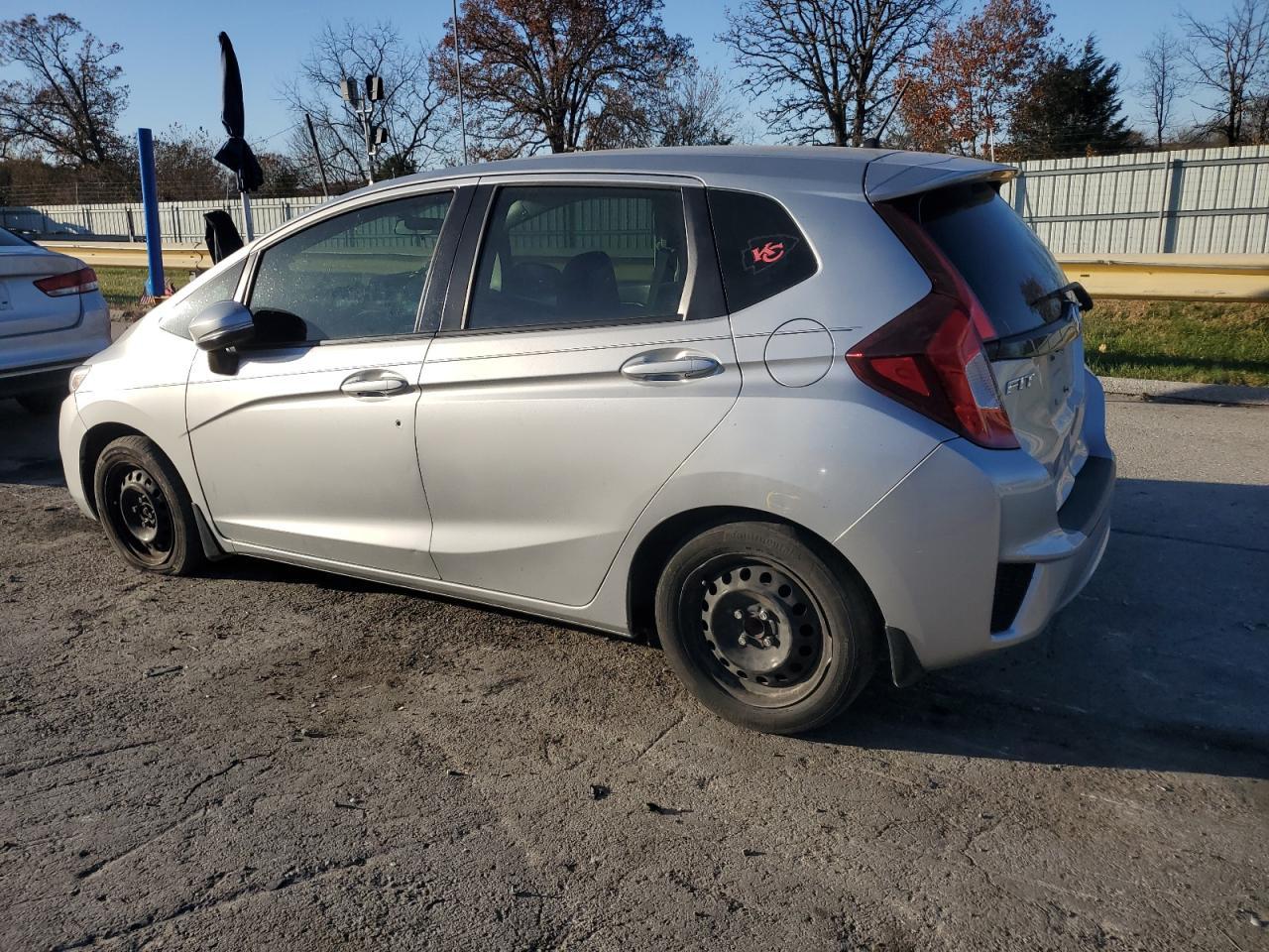 2015 Honda Fit Lx - Фото 2