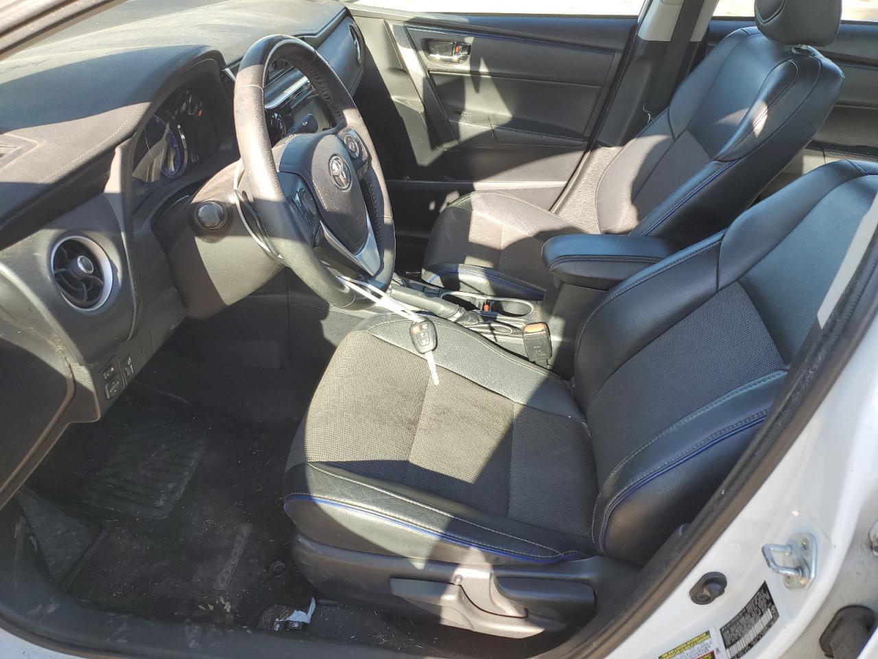 2017 Toyota Corolla L - Фото 7