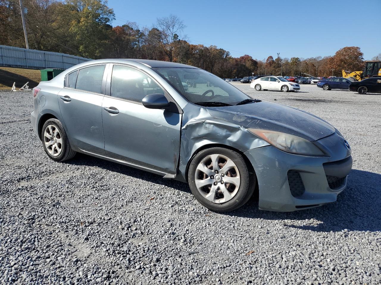 2013 Mazda 3 I - Фото 4