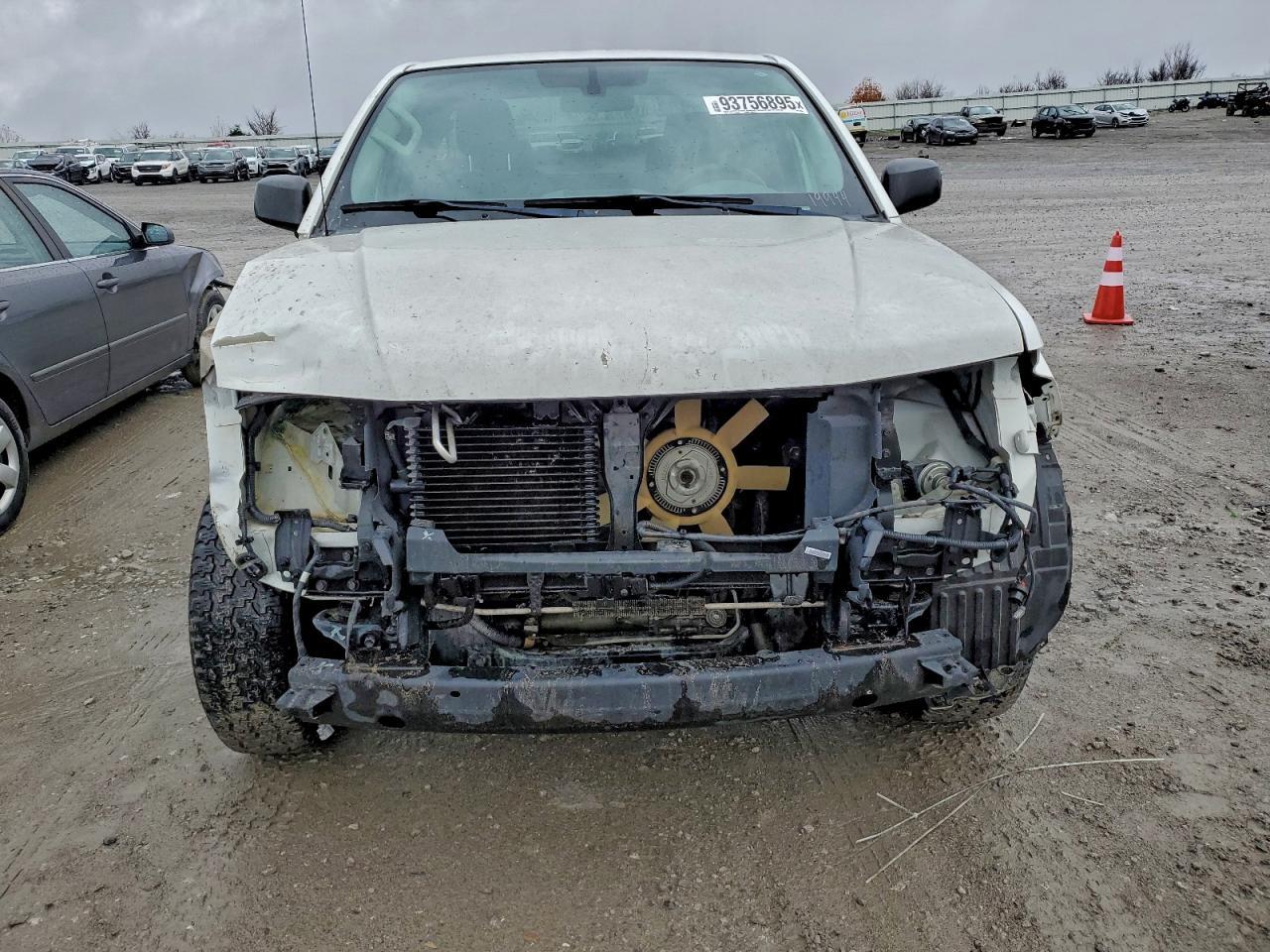 2017 Nissan Frontier S - Фото 5