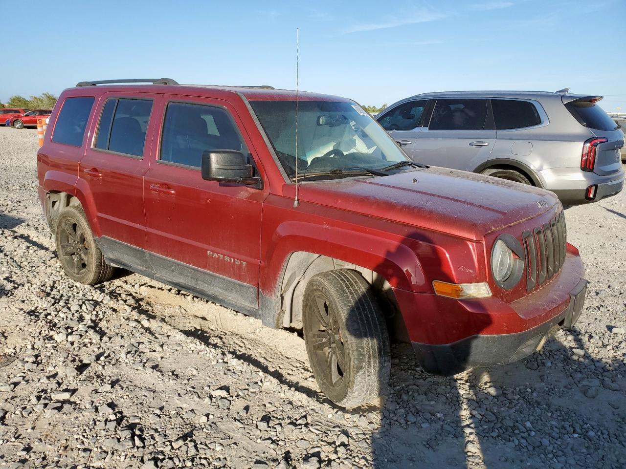 2016 Jeep Patriot Latitude - Image 4