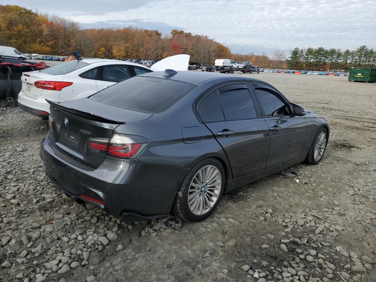 2013 BMW 335 Xi - Фото 3