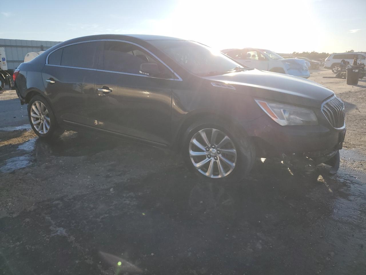 2014 Buick Lacrosse - Image 4