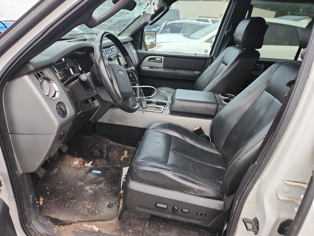 2011 Ford Expedition Limited - Image 7