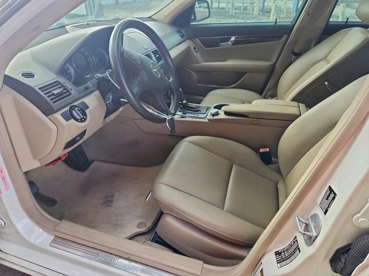 2009 Mercedes-Benz C 300 - Фото 7