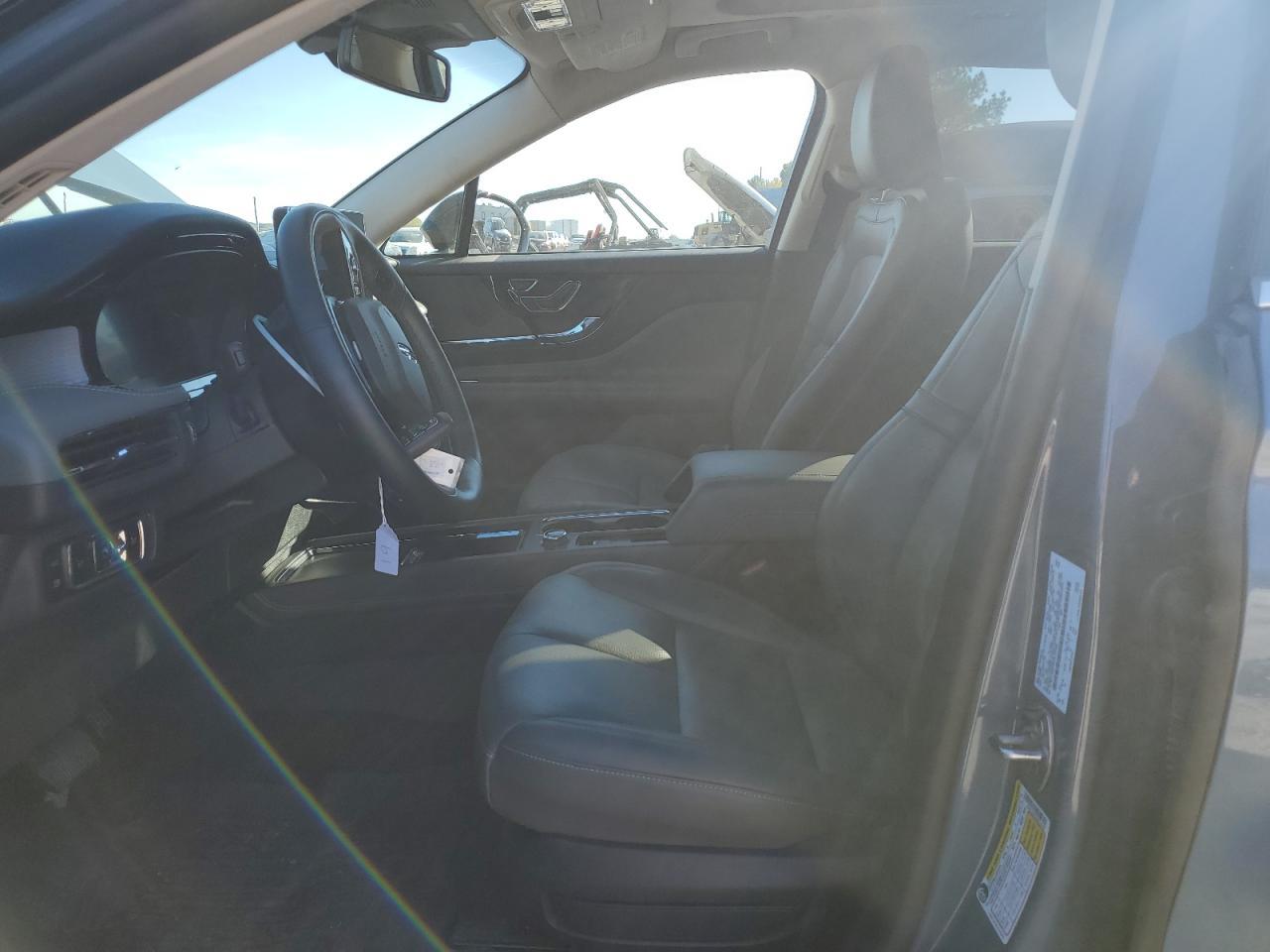 2024 Lincoln Corsair Grand Touring - Image 7