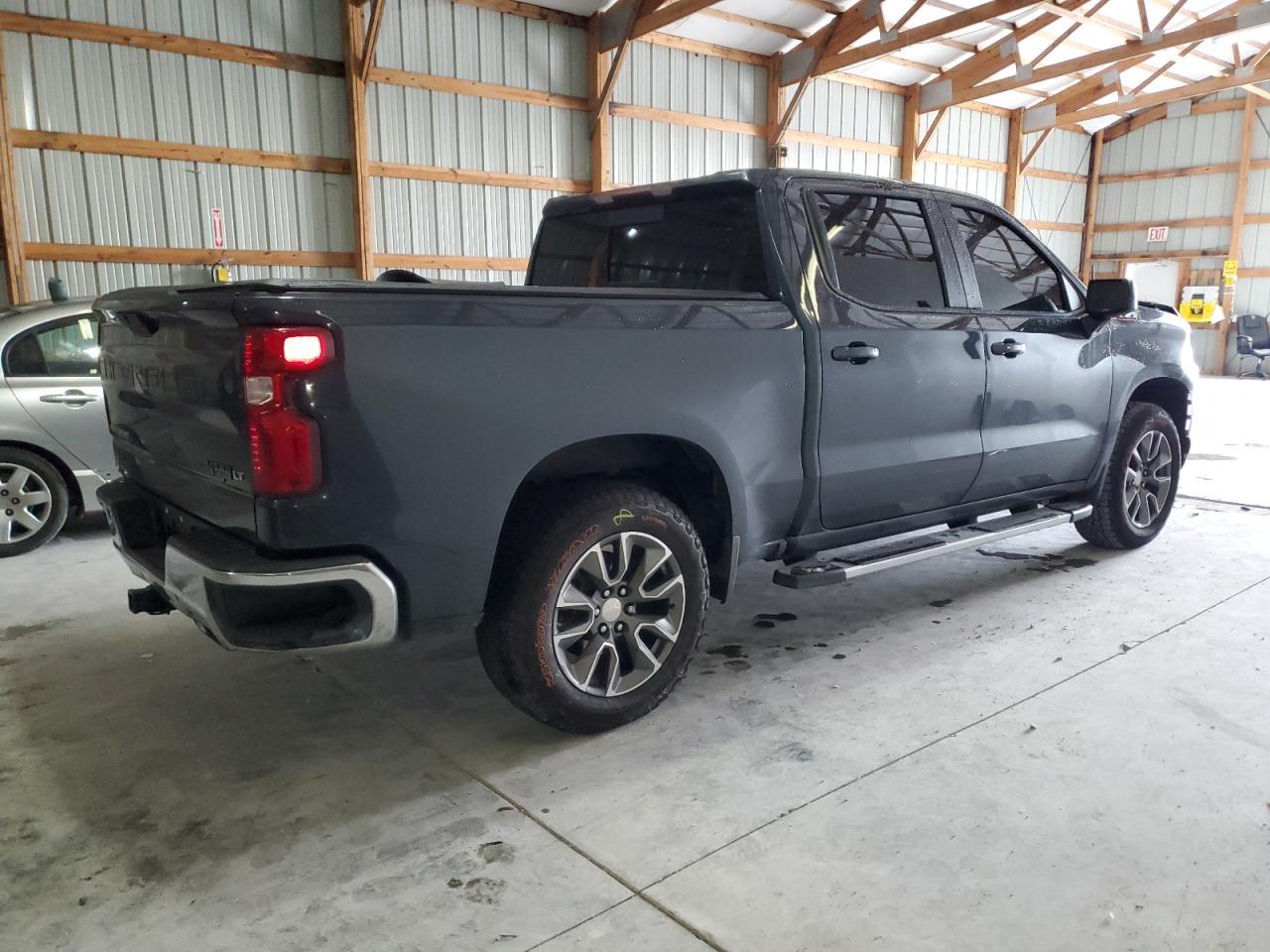 2021 Chevrolet Silverado K1500 Lt - Image 3