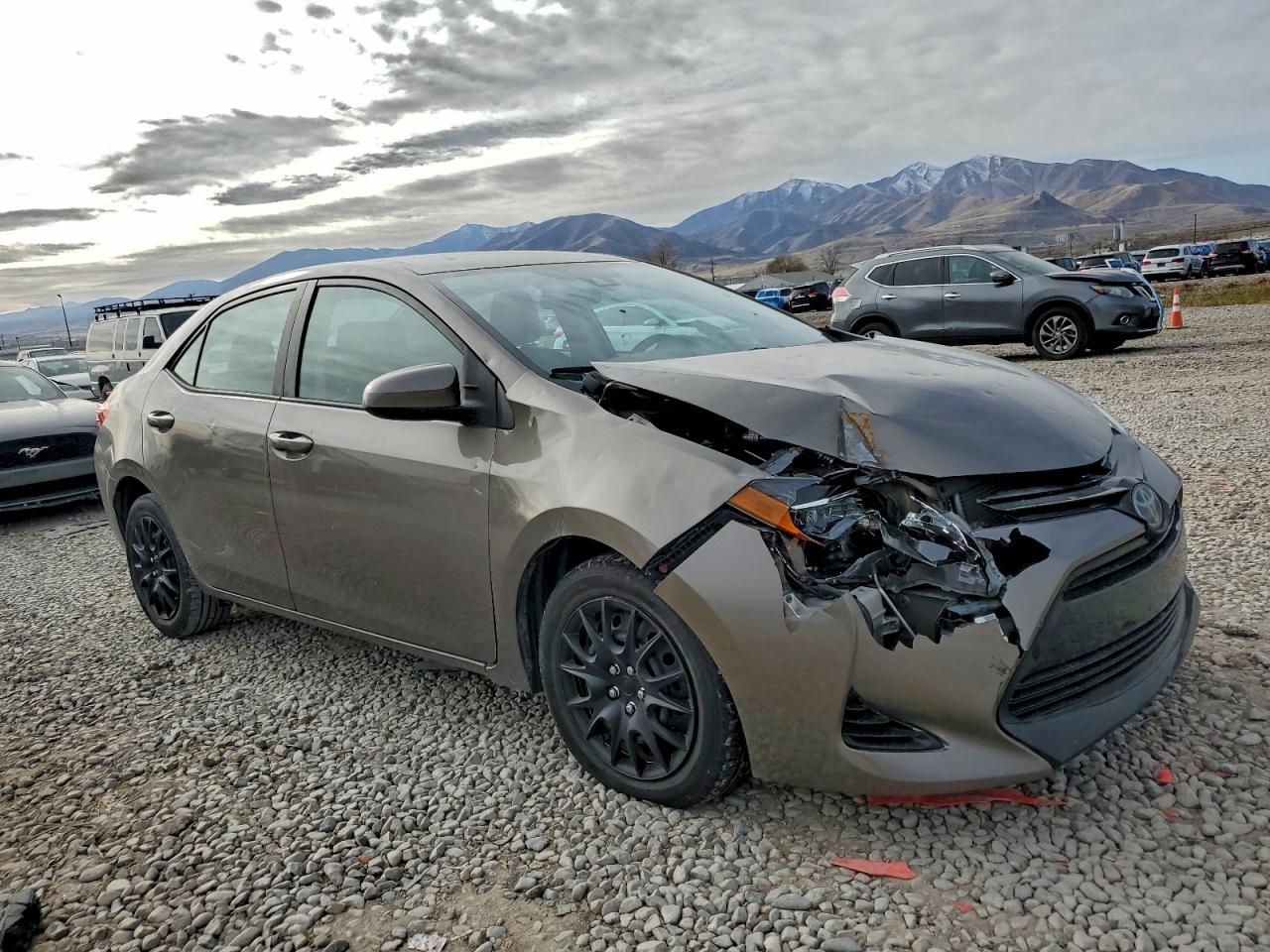 2017 Toyota Corolla L - Фото 4