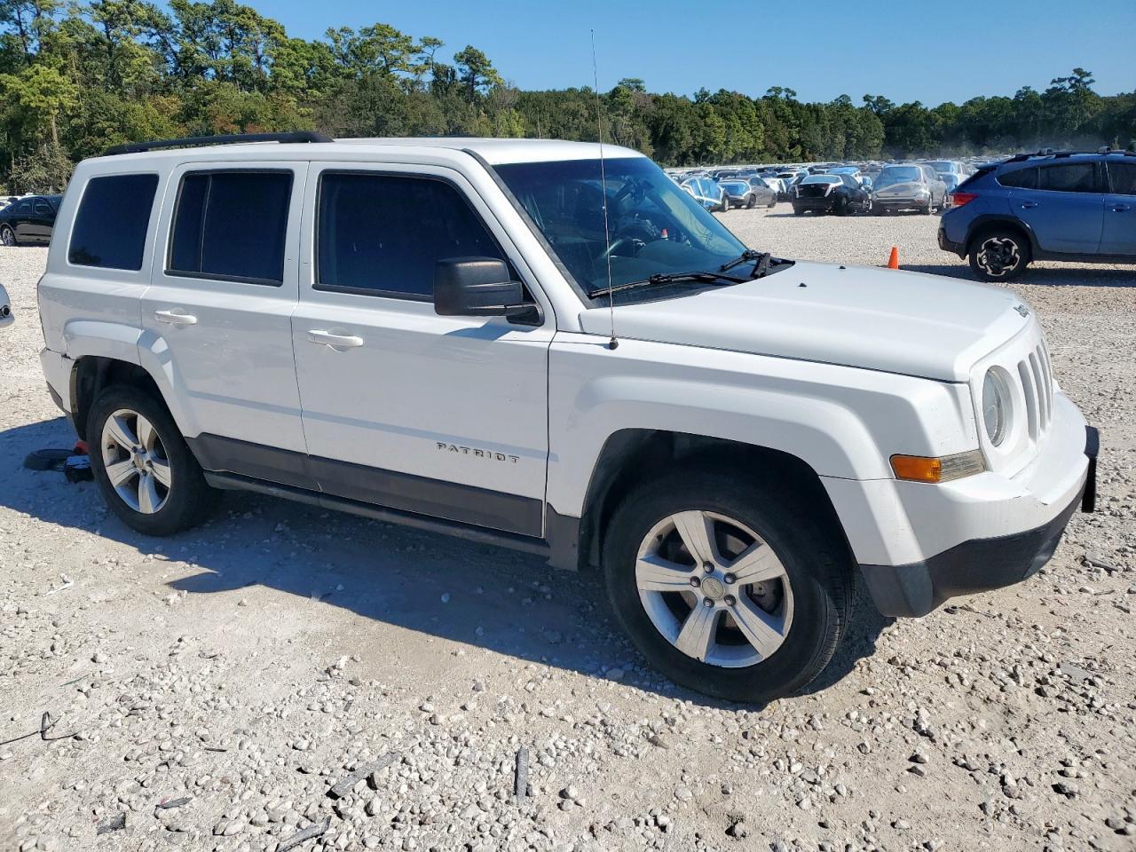 2015 Jeep Patriot Latitude - Фото 4