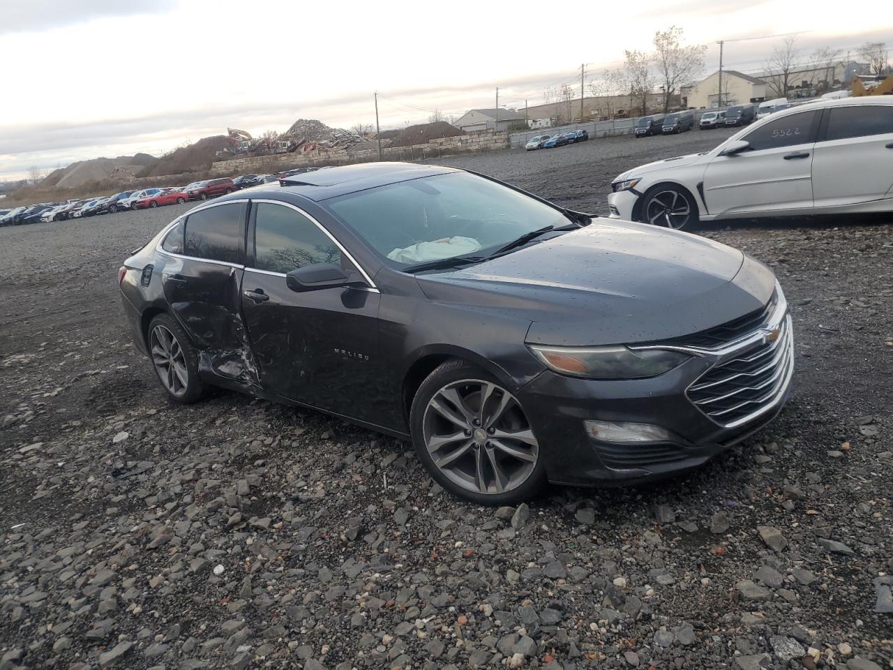 2022 Chevrolet Malibu Lt - Фото 4