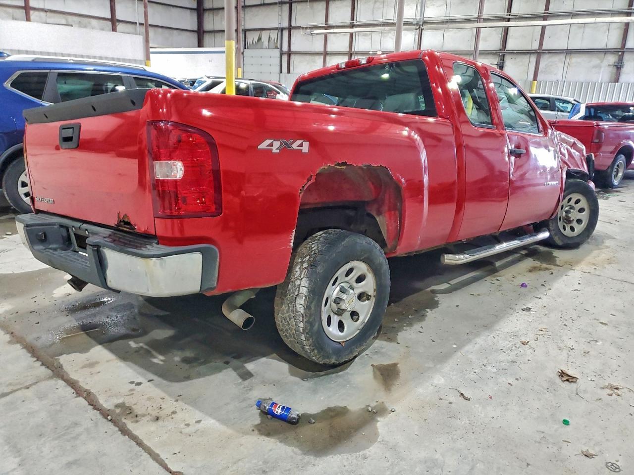 2013 Chevrolet Silverado K1500 - Фото 3